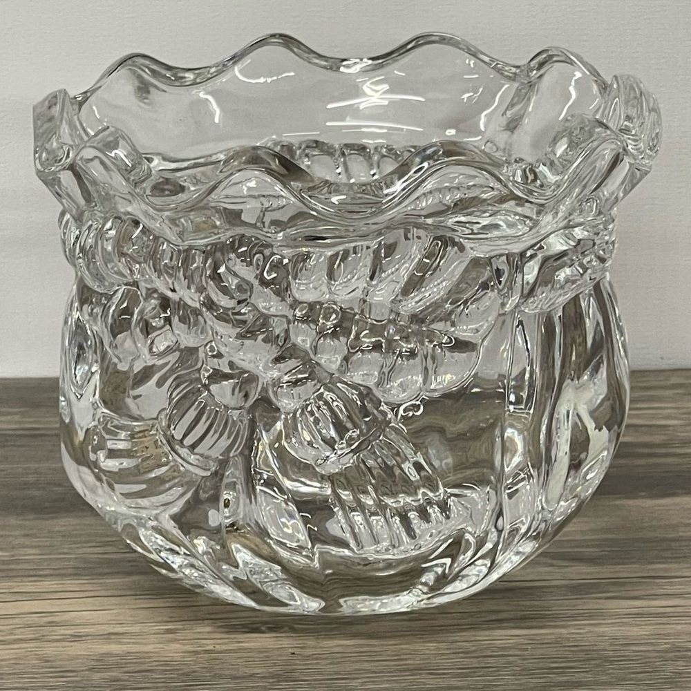 Imperial Crystal 24% Lead Crystal Scalloped Floral Bowl Made in USA Clear 4.75in